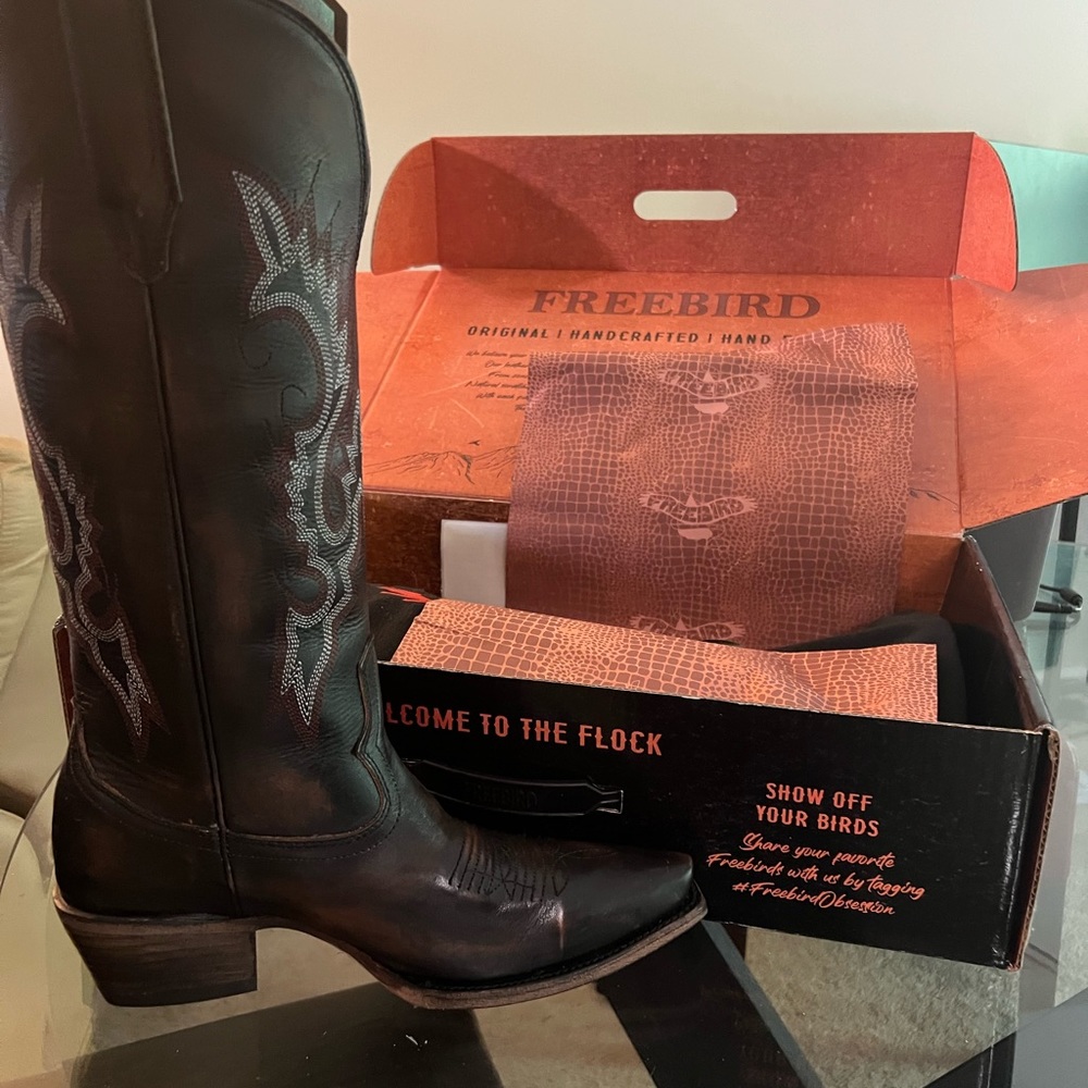 FreeBird Woodland Boots Size 9 New in box